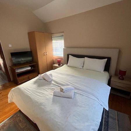 Apartman Mila I Kaja Niksic ภายนอก รูปภาพ