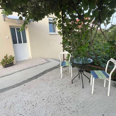 Apartman Mila I Kaja Niksic ภายนอก รูปภาพ